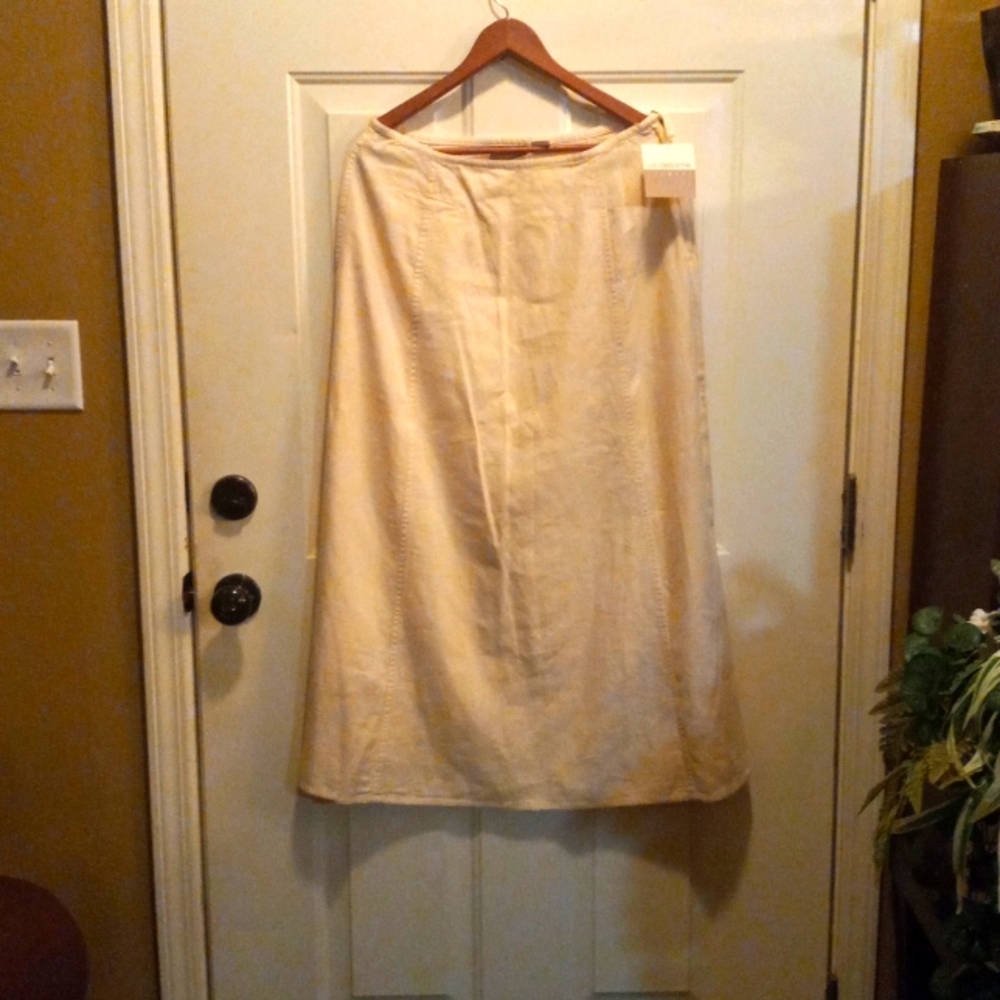 Liz Claiborne Cream Maxi Skirt